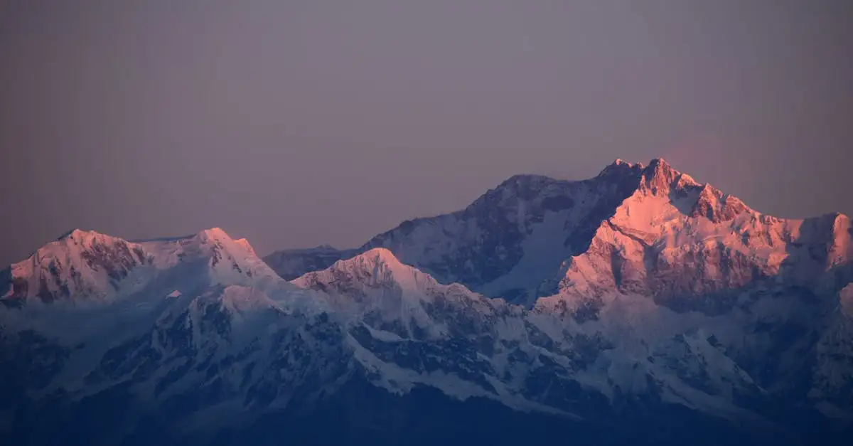 ¿Qué aventuras esperan a los viajeros en Nepal?