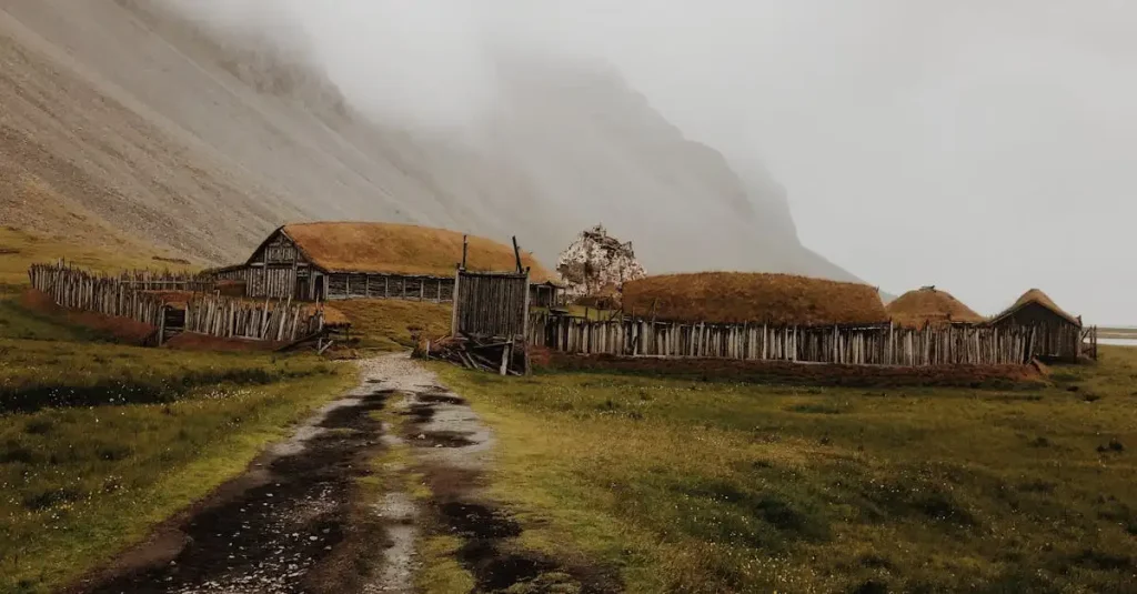 ¿Cómo influyeron los vikingos en la arquitectura agrícola?