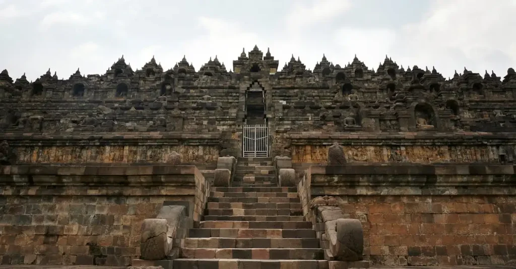 ¿Dónde está el impresionante templo de Borobudur en Indonesia?