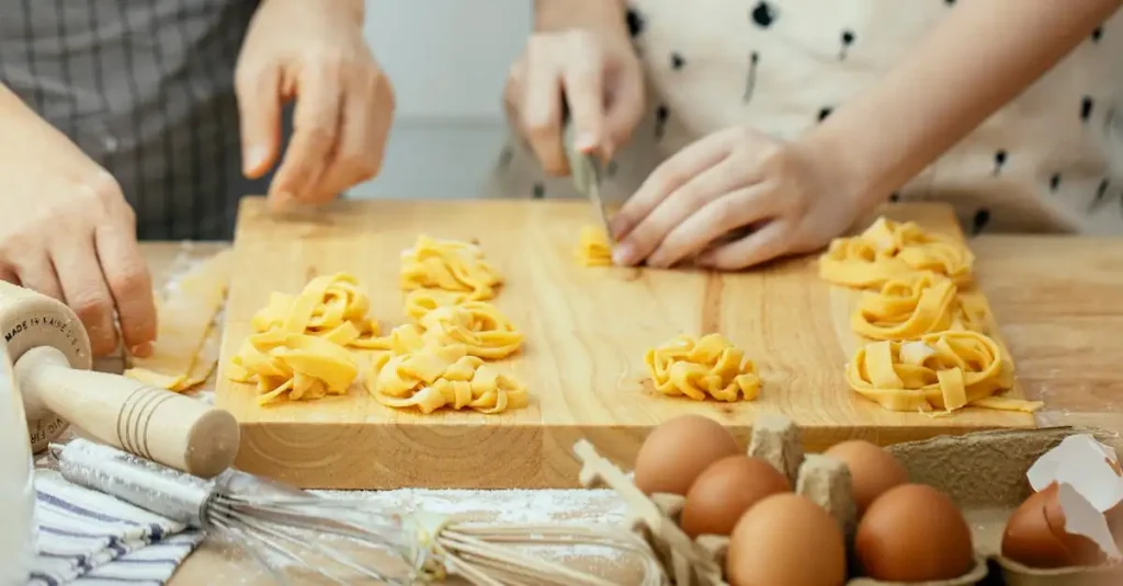¿Cómo evitar que la pasta se pegue al cocinarla?