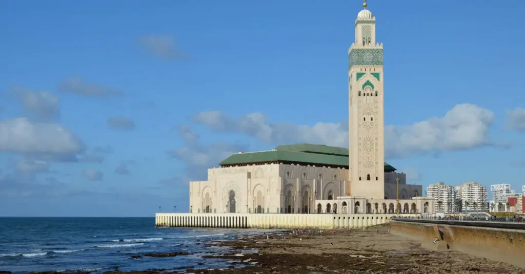 ¿Cuál es la mezquita más grande de Casablanca?