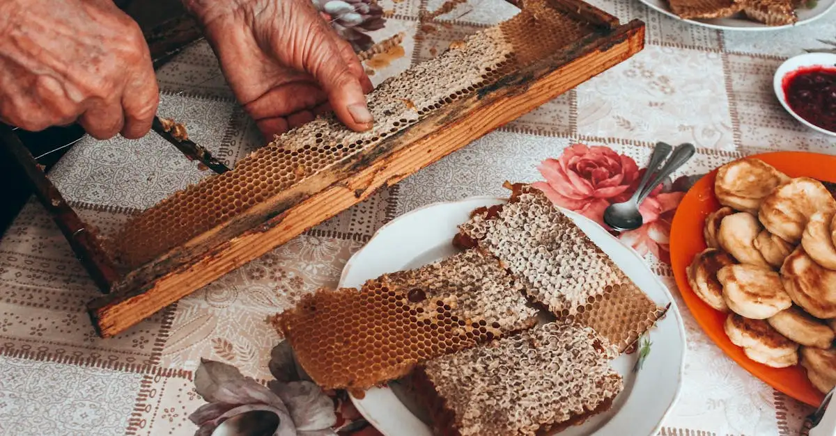 ¿La miel realmente suaviza las manos ásperas de forma efectiva?