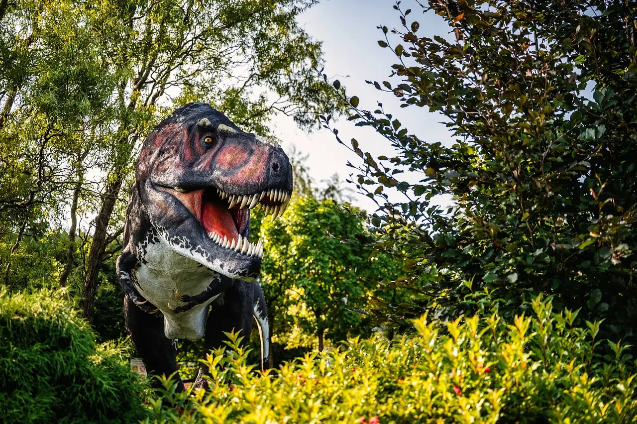¿Cómo evolucionaron los dinosaurios de los reptiles ancestrales?