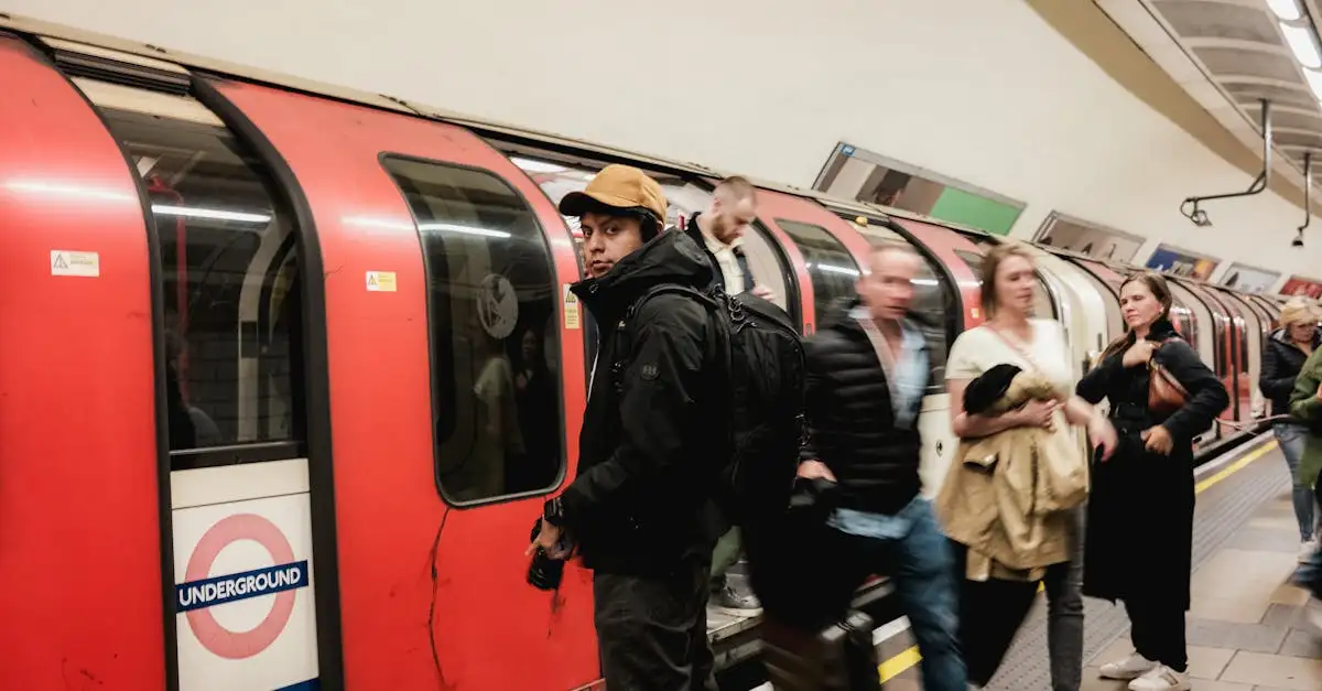 ¿Cómo hizo el metro de Londres historia en el transporte público?