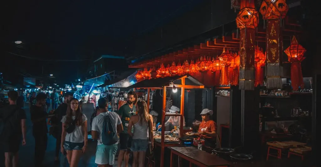 ¿Dónde están los mejores mercados nocturnos de Tailandia?