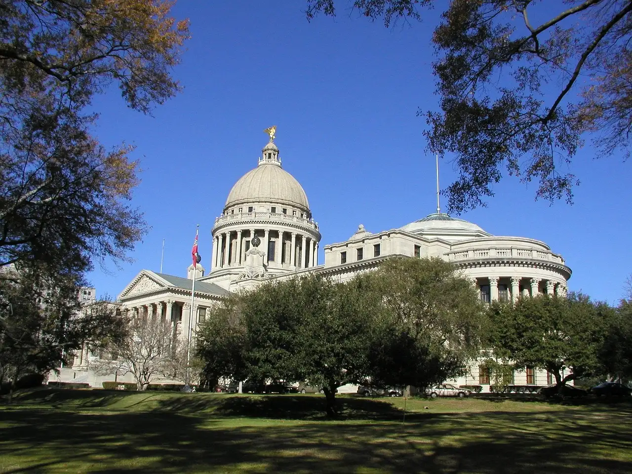 ¿Dónde están los museos más bellos en edificios históricos de Mississippi?