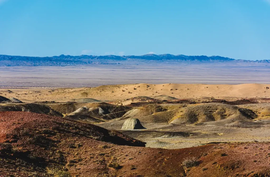 ¿Por qué el desierto de Gobi tiene montañas? ¡Descúbrelo!