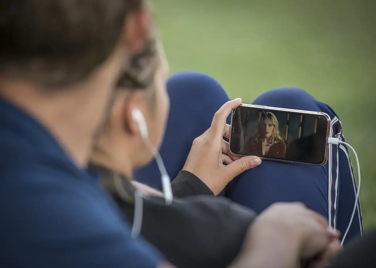 ¿Por qué los jóvenes prefieren los videos cortos en TikTok?