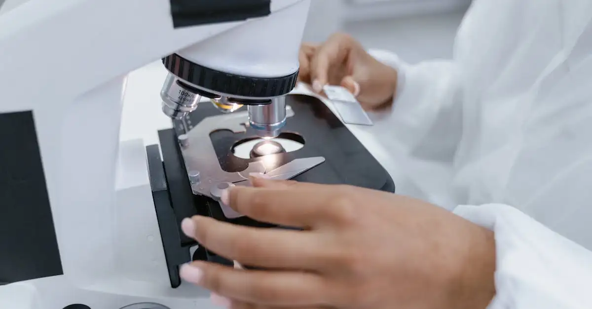 ¿Quién descubrió el ADN y qué actriz fue clave en ello?