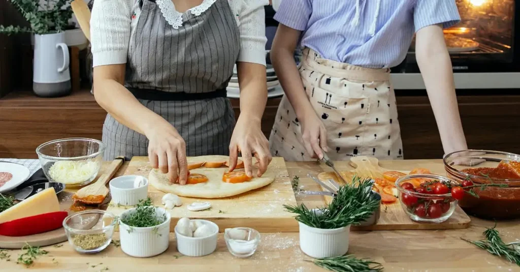 ¿Cómo ligar salsa de forma natural con mantequilla?