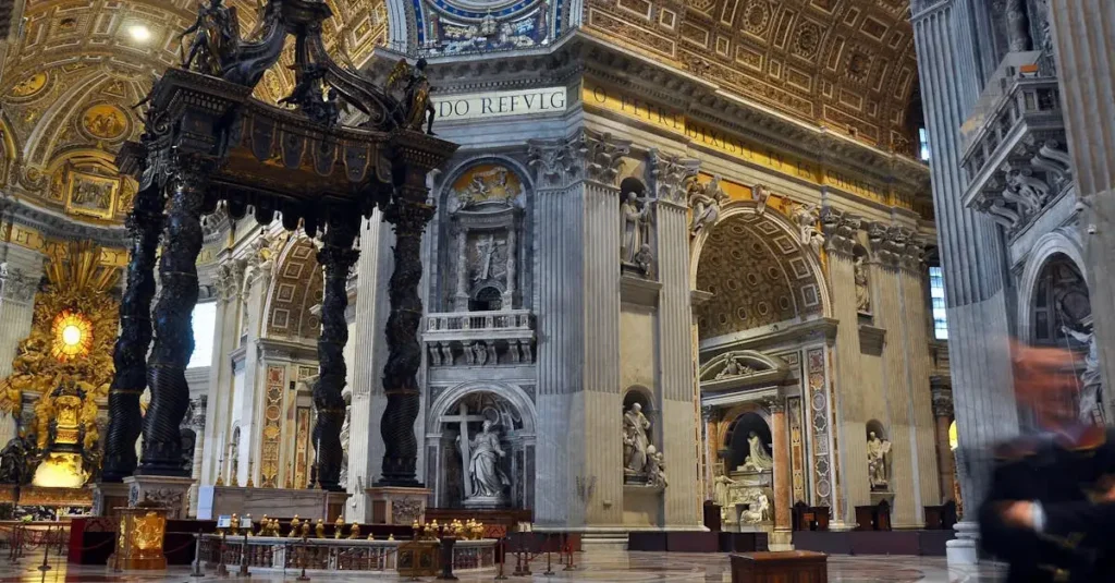 ¿Cuáles son las 3 atracciones imperdibles en el Vaticano?