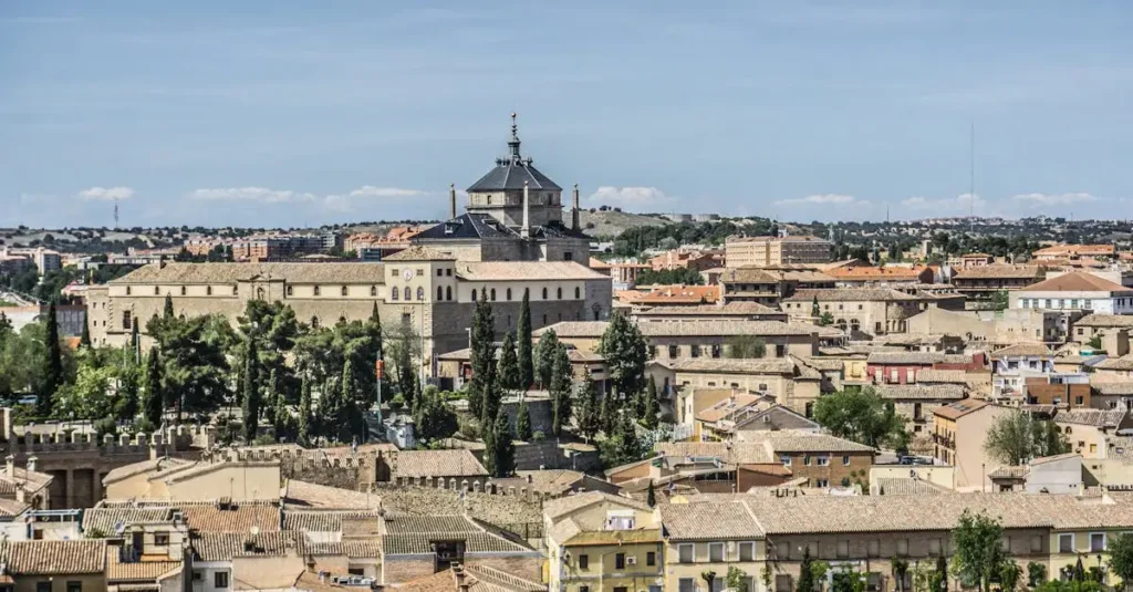 ¿Dónde está la ciudad histórica de Toledo en España?