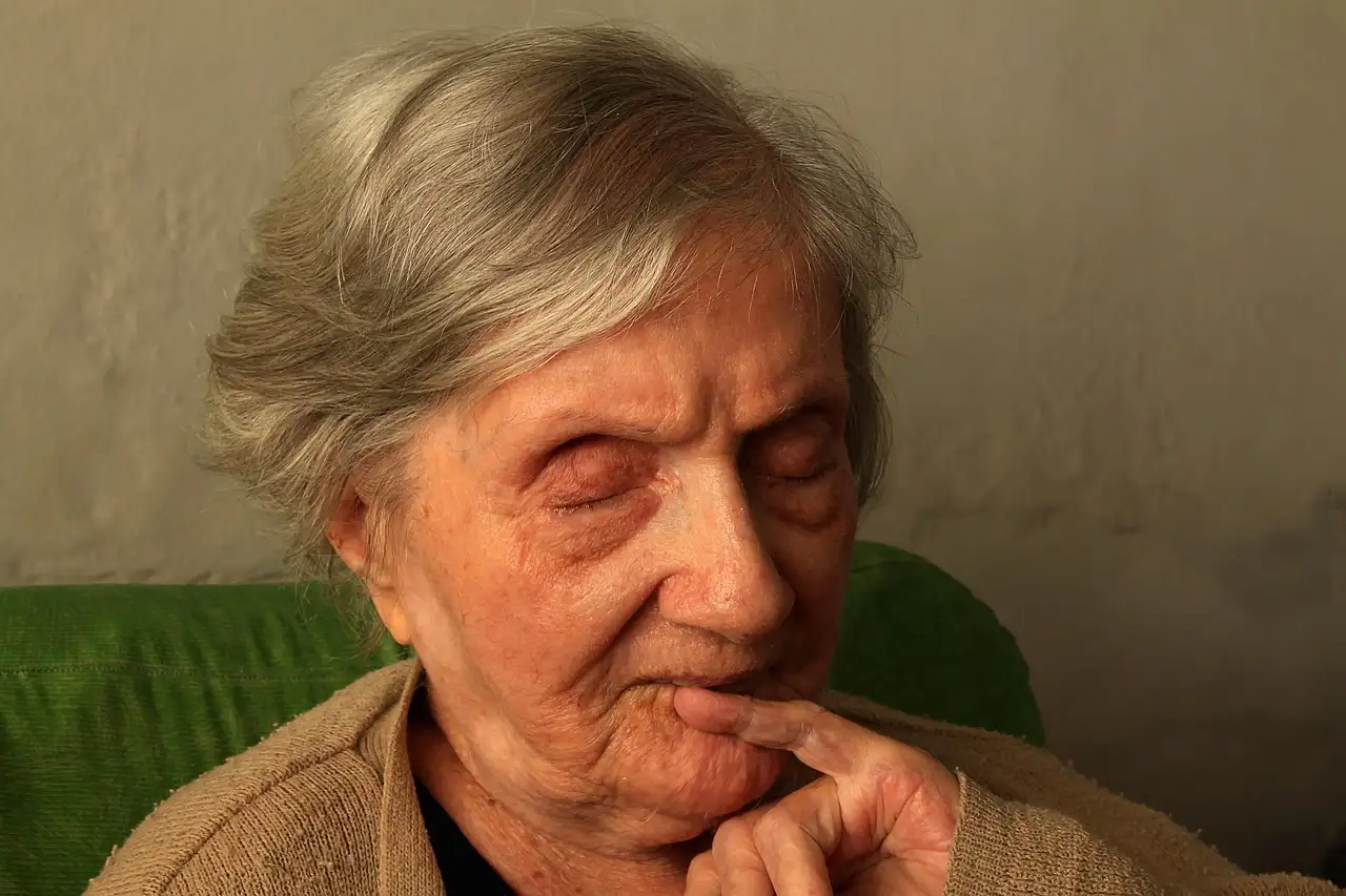 ¿Por qué los pacientes con Alzheimer duermen más horas?