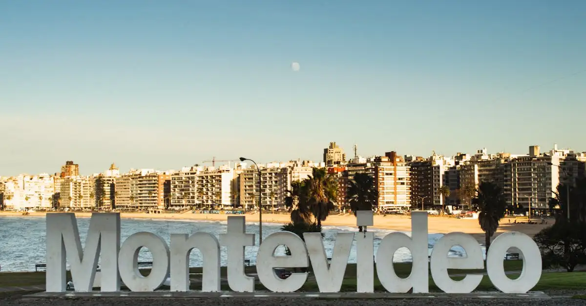 ¿Cuál es la capital de Uruguay y su importancia histórica?