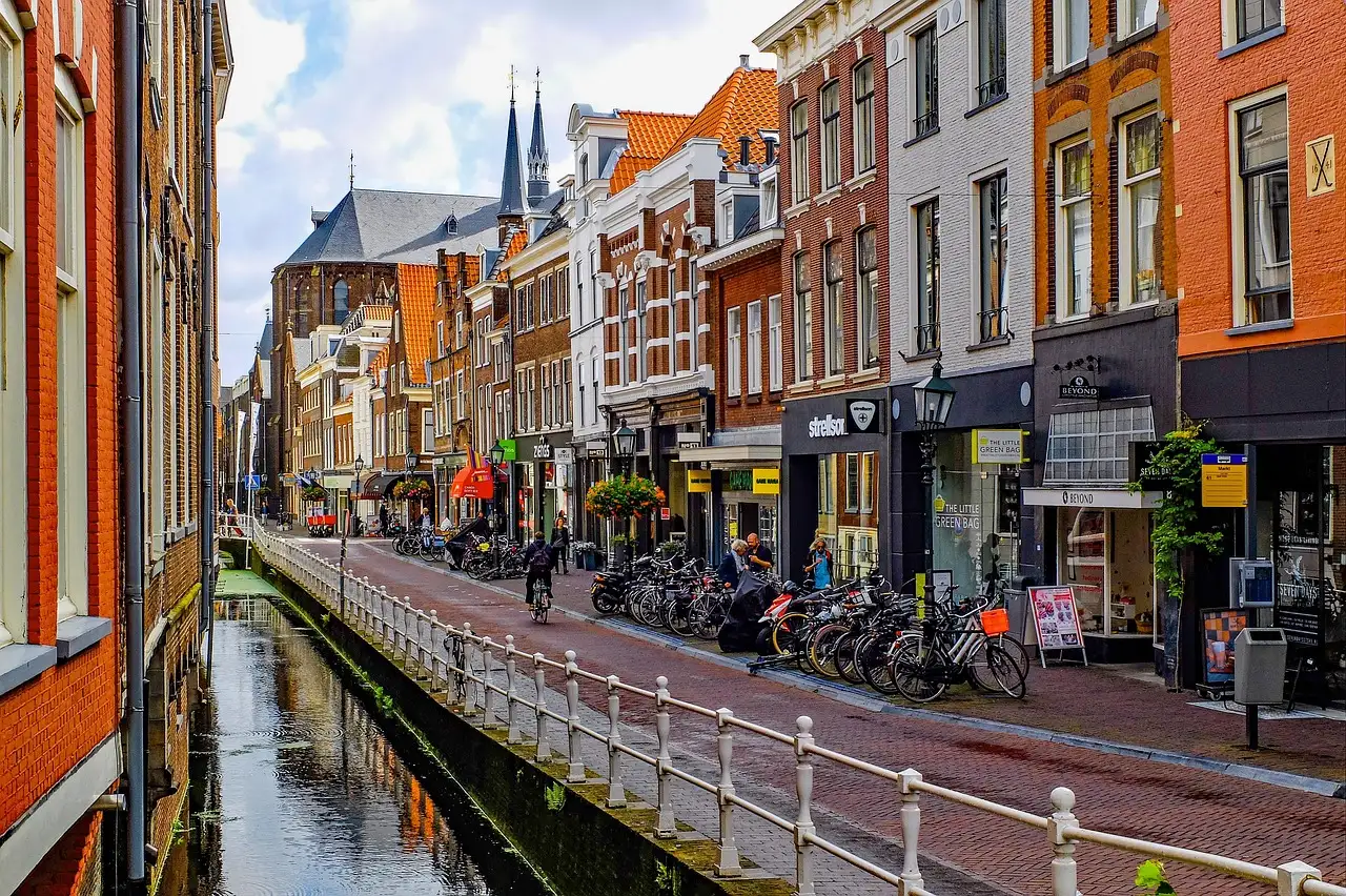 ¿Quién es el artista detrás de la Vista de Delft?