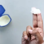 ¿Para qué sirve la vaselina? Descubre sus beneficios aquí.