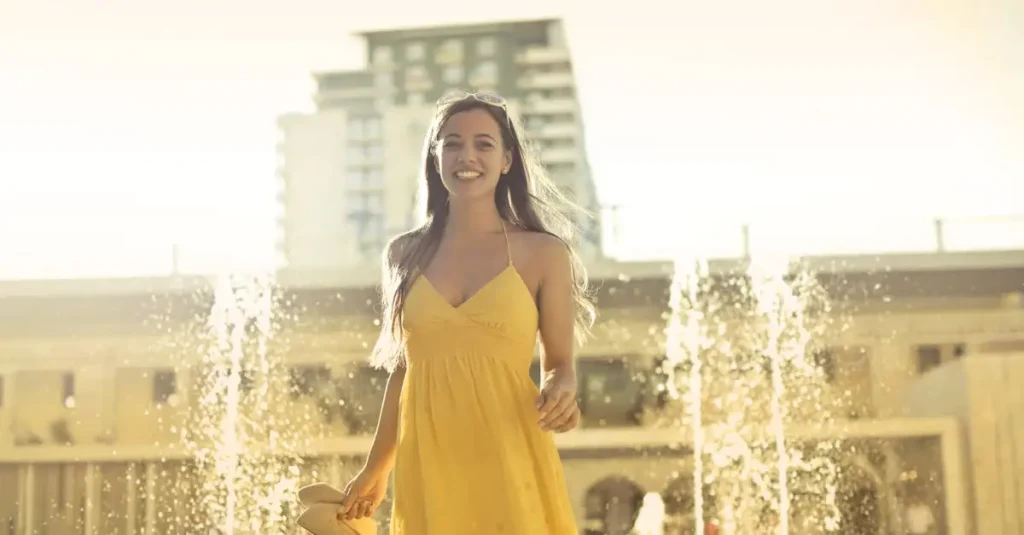 ¿Qué color de vestido realza tu estilo perfecto?