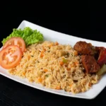 ¿Qué platos combinan bien con el nasi kuning? Descúbrelos aquí.
