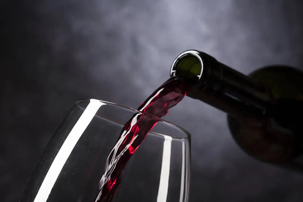 ¿Qué vino marida mejor con el timo? Descubre aquí.